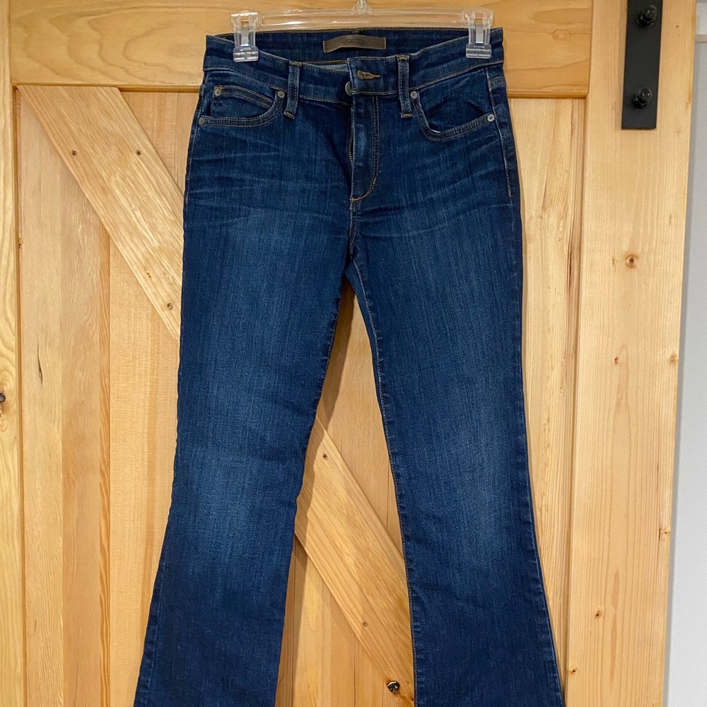 Brand new, dark rinse bootcut Joe’s Jeans, sz 25